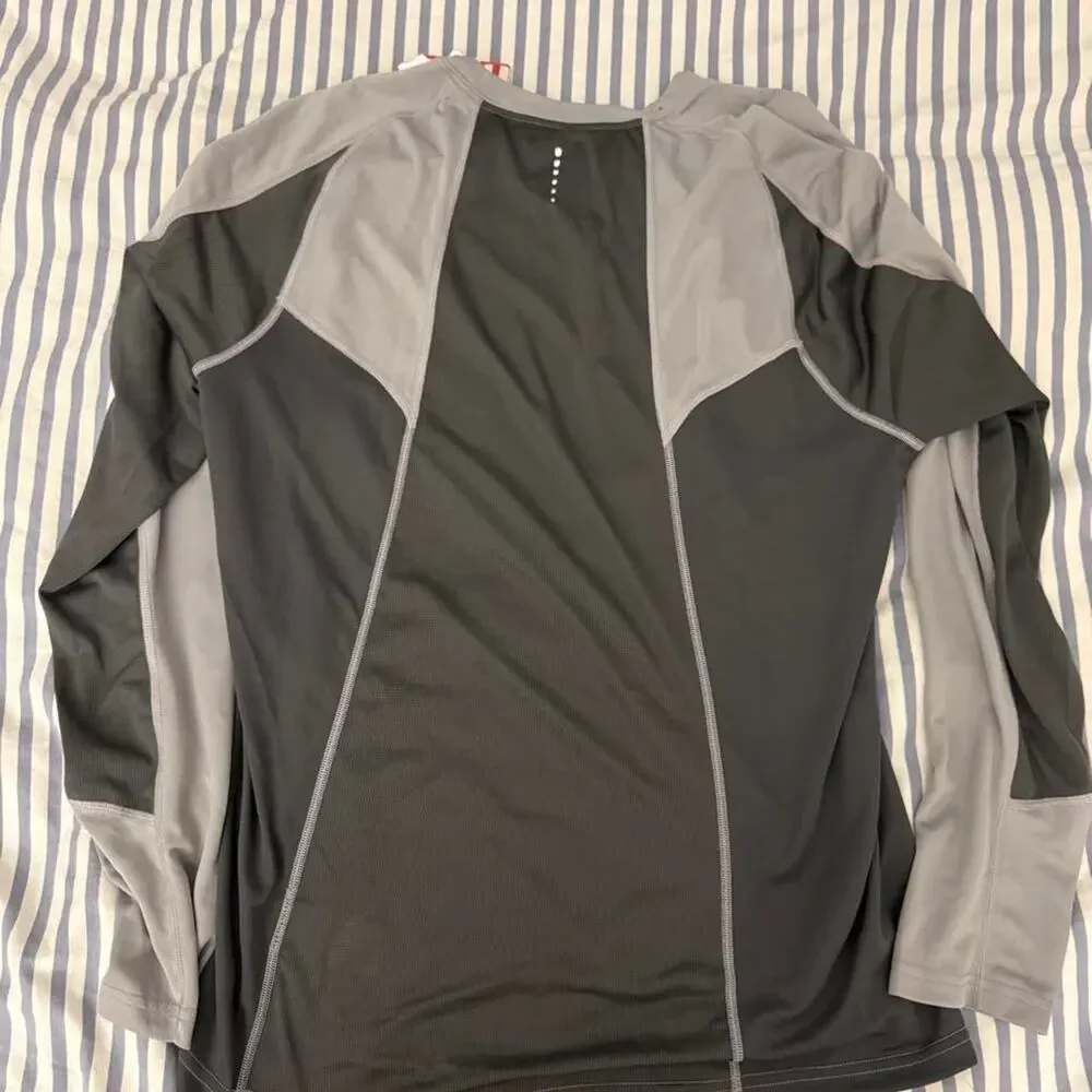 The north face gray long sleeve shirt